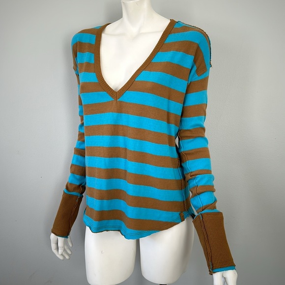 We The Free Sail Away Long Sleeve Tee Savannah Blue Combo NWOT - Picture 7 of 14